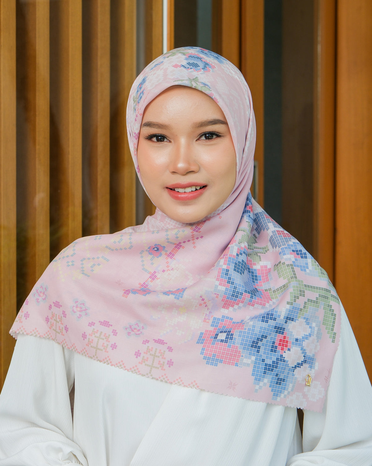 NAVARA SCARF