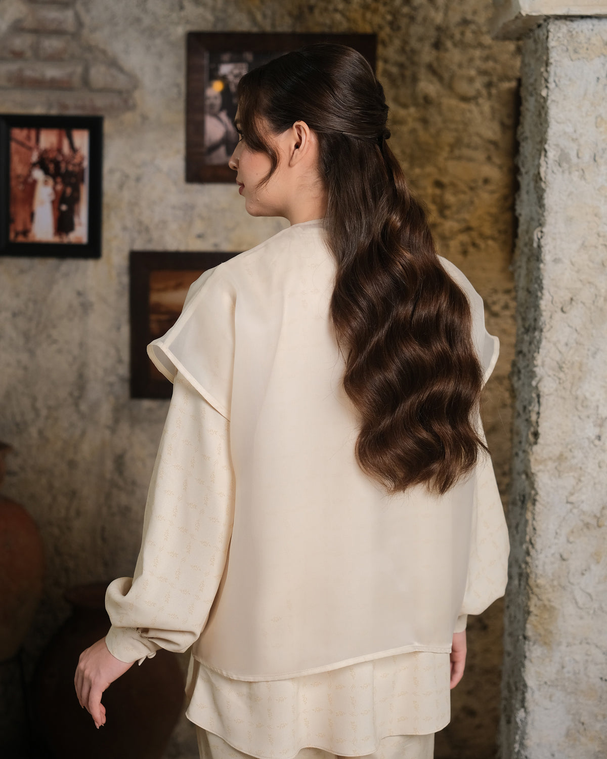 AMIA VEST