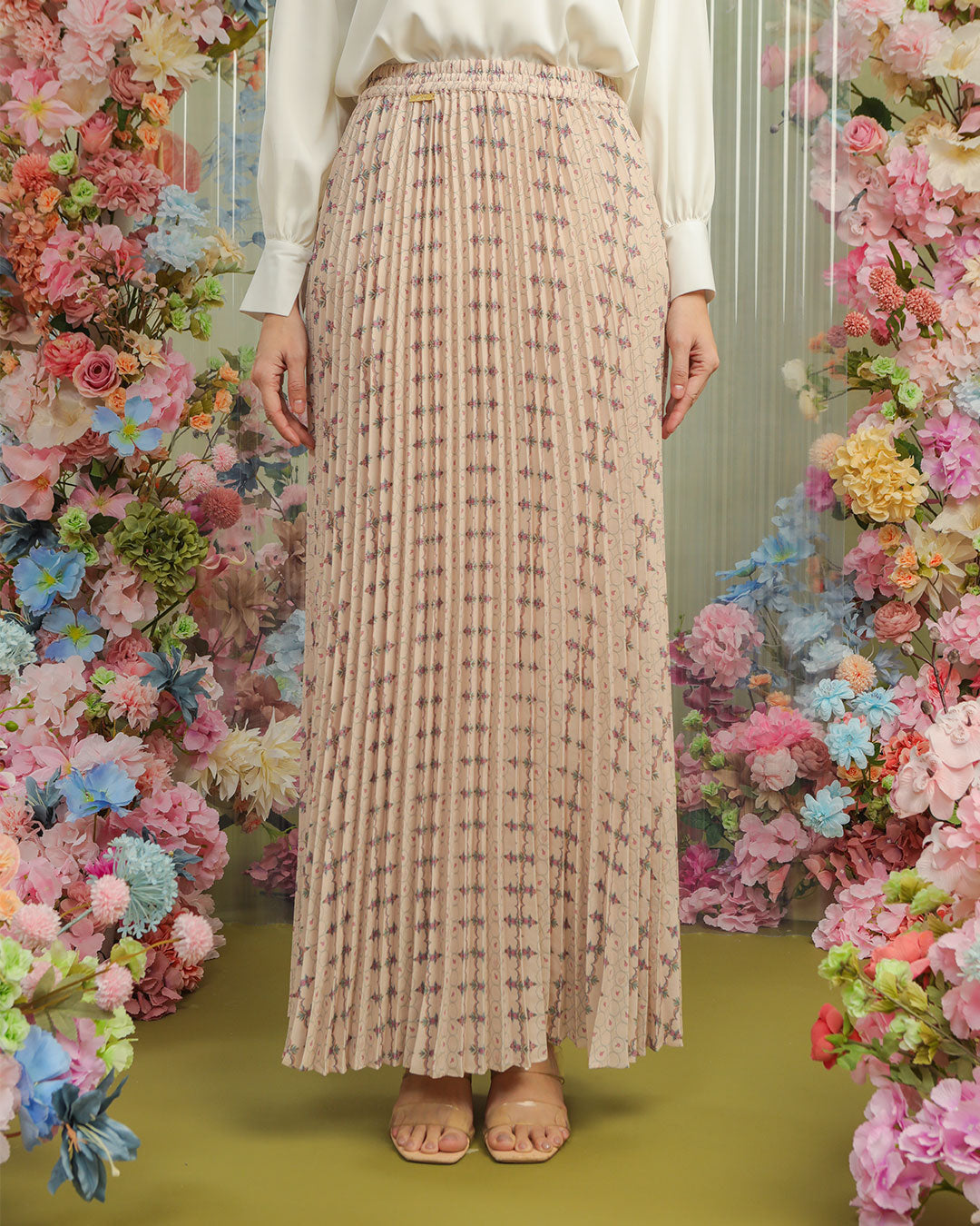 ANEILA PLEATS SKIRT