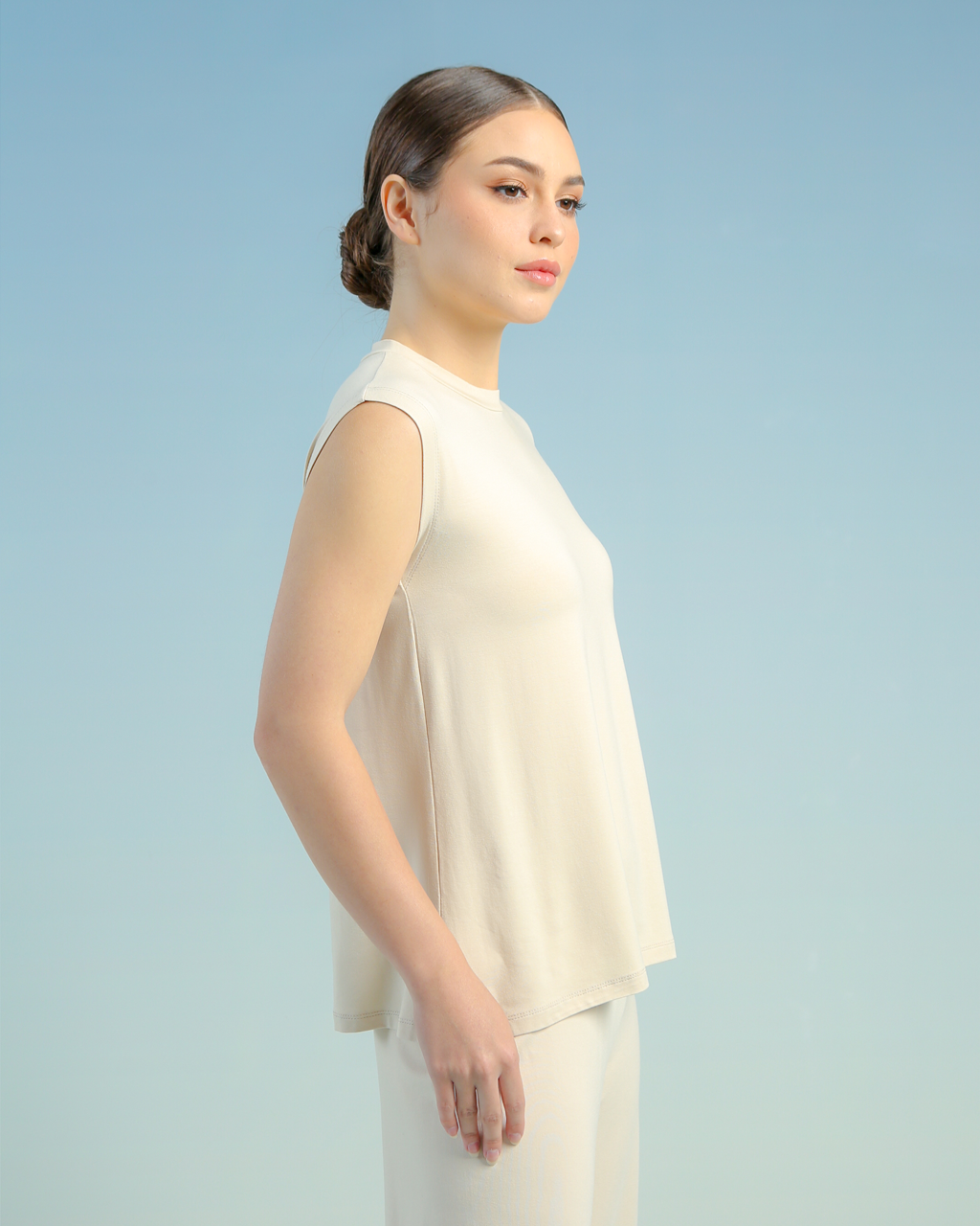 BALENS SLEEVELESS INNER