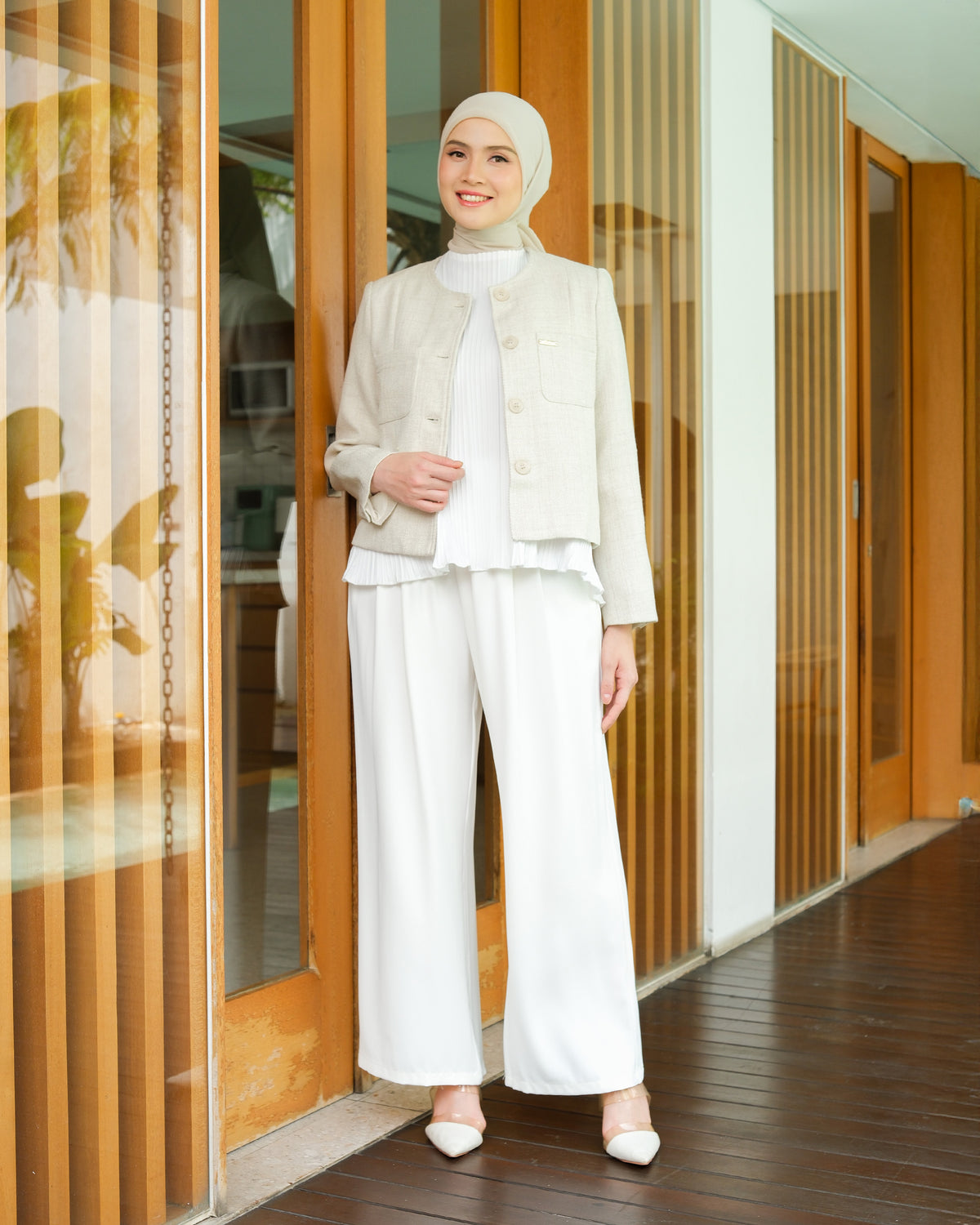 TARA BLAZER
